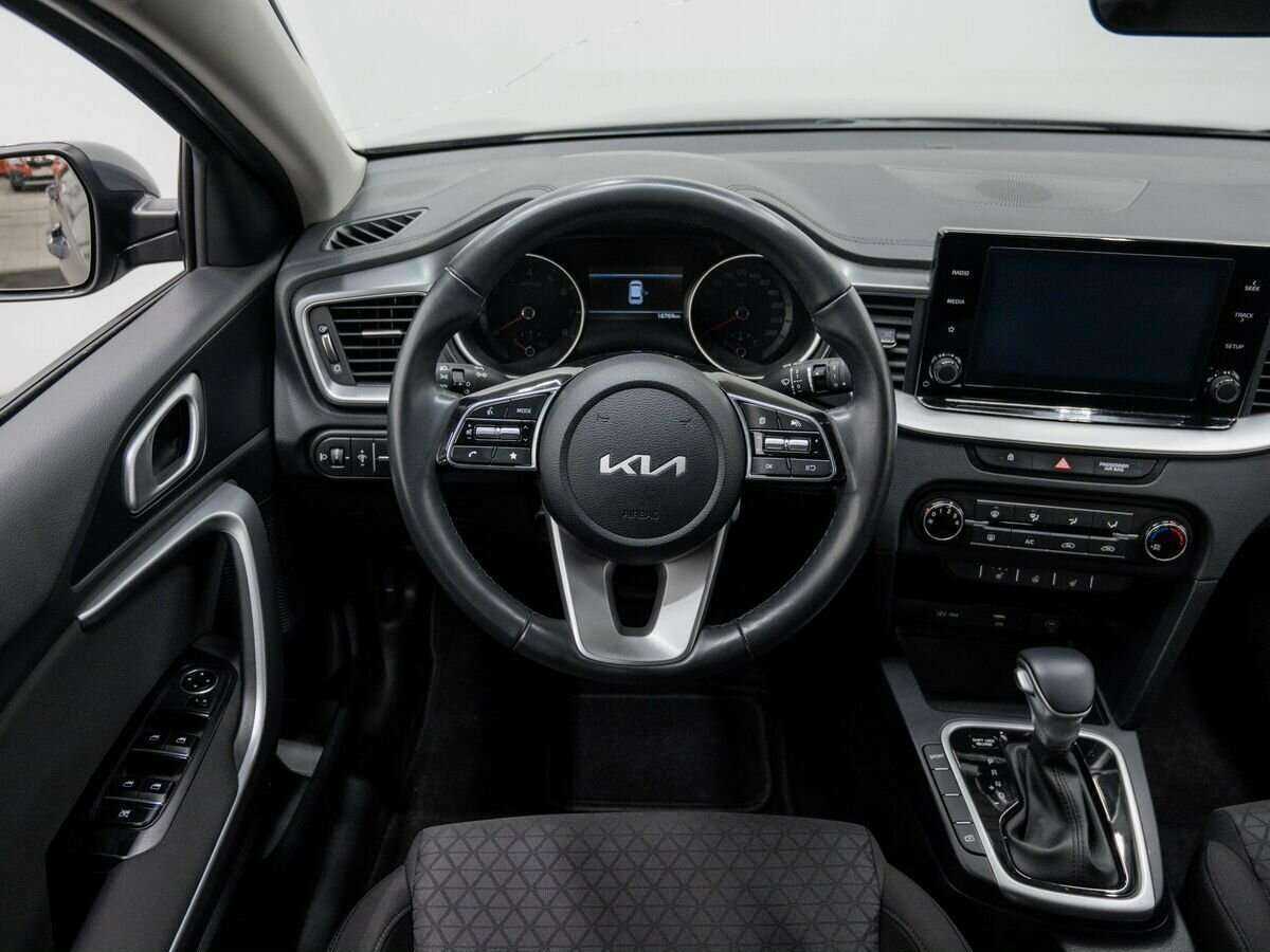 Kia Ceed, 2022 Фото №12
