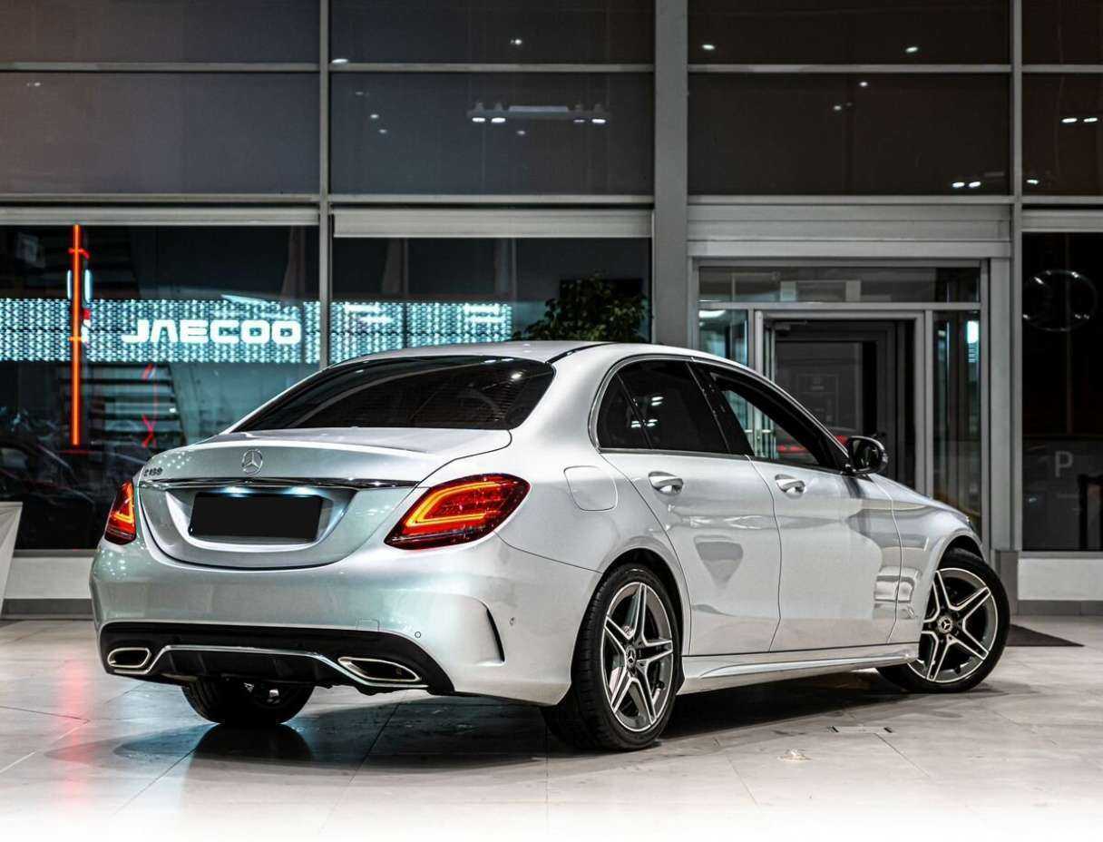 Mercedes-Benz C-Класс 180, 2018 - 91 000 км. | Фото №3
