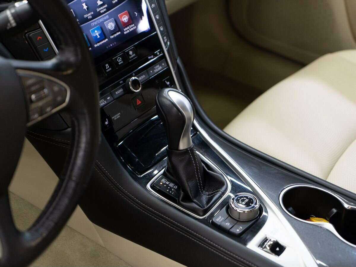 Infiniti Q50, 2014 Фото №11