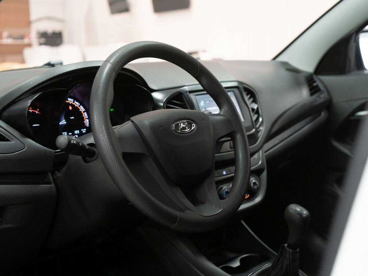 Lada (ВАЗ) Vesta, 2021 - 30 000 км. | Фото №5