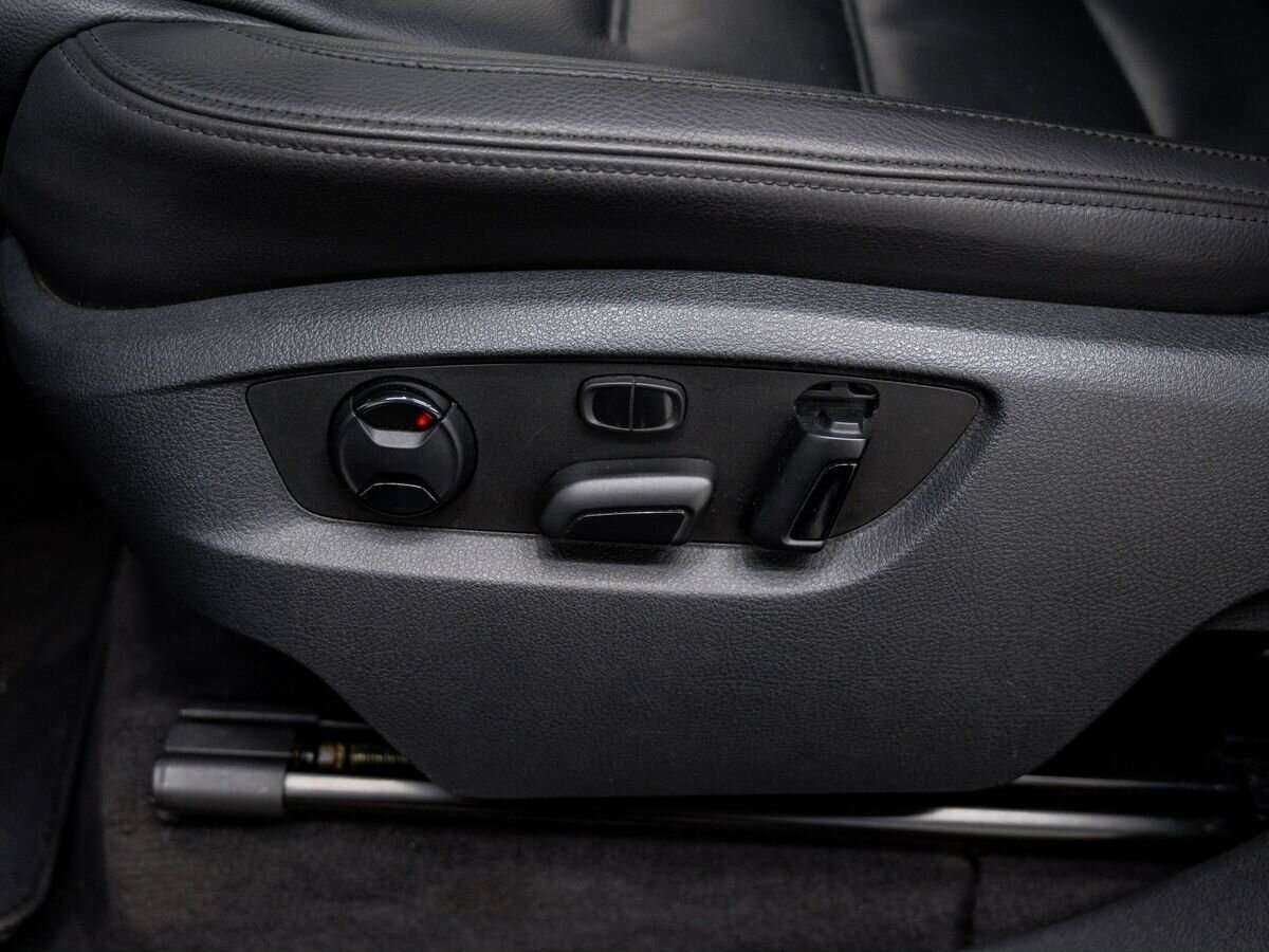 Volkswagen Touareg, 2015 Фото №16