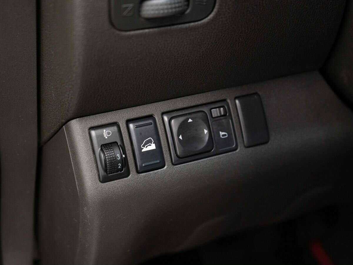 Nissan Pathfinder, 2011 Фото №17