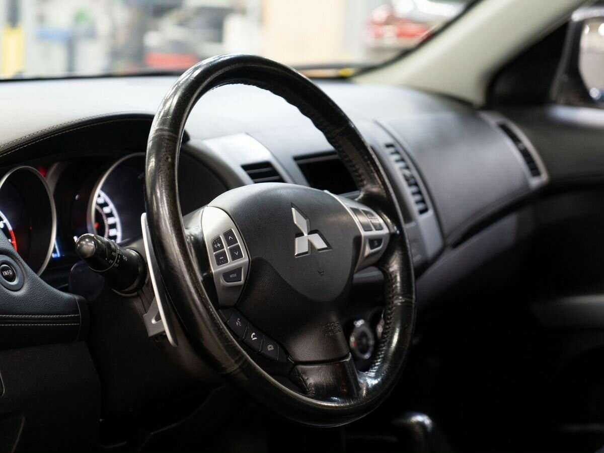 Mitsubishi Outlander, 2011 Фото №5