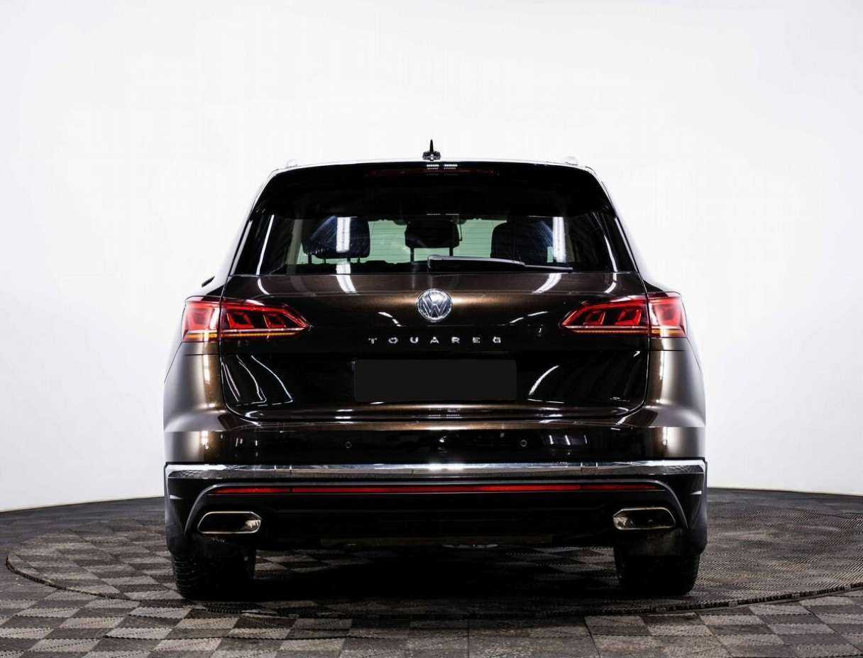 Volkswagen Touareg, 2018 - 235 000 км. | Фото №5