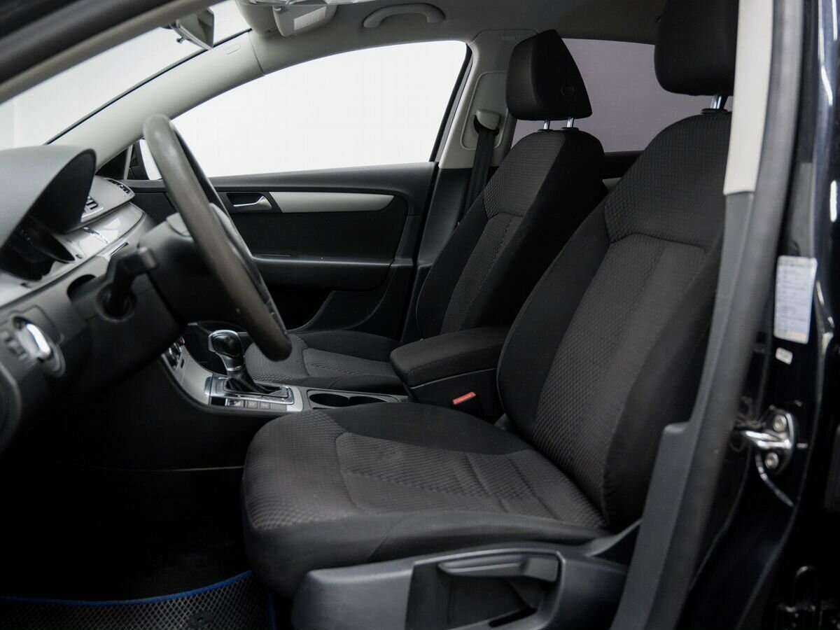 Volkswagen Passat, 2011 - 154 119 км. | Фото №8