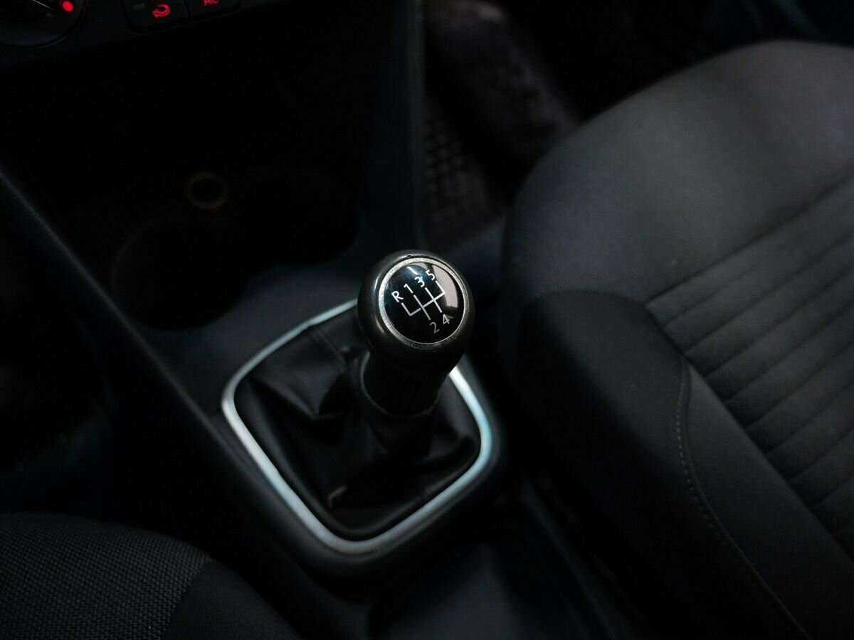 Volkswagen Polo, 2011 Фото №19