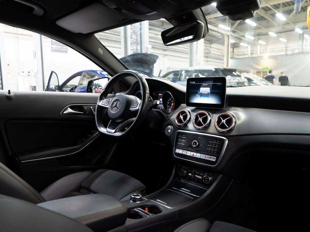 Mercedes-Benz GLA 250, 2017 Фото №22