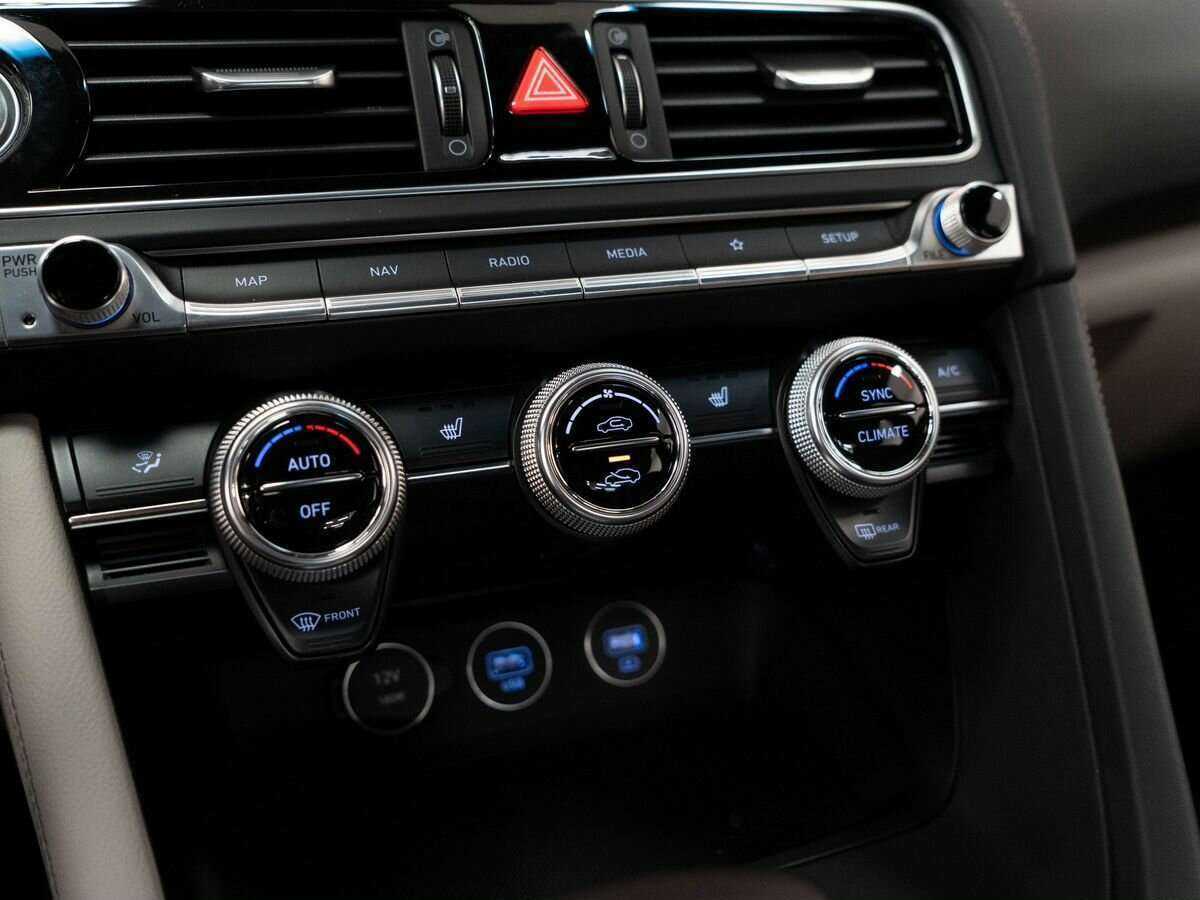 Genesis G70, 2021 Фото №14