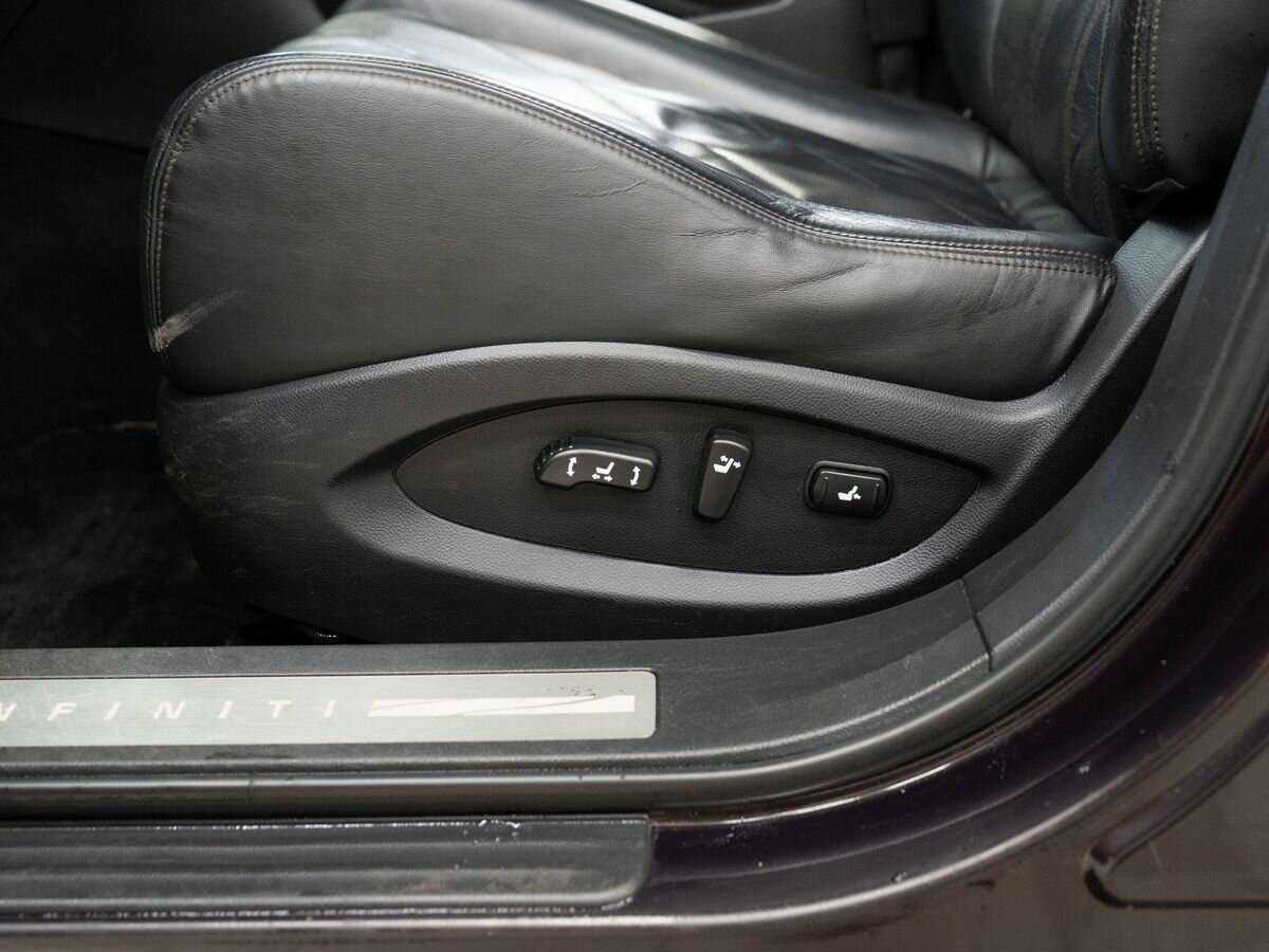 Infiniti FX35, 2008 Фото №15