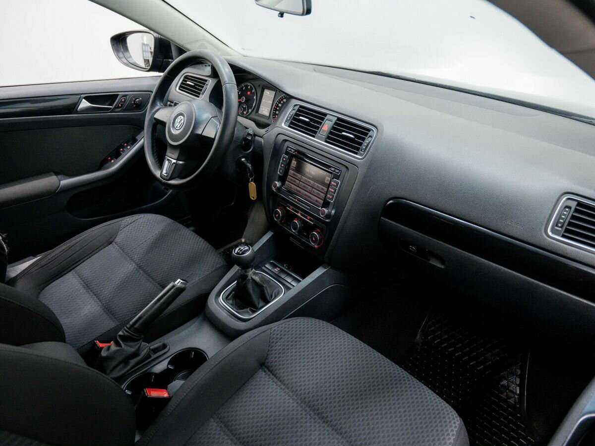 Volkswagen Jetta, 2011 - 140 000 км. | Фото №7