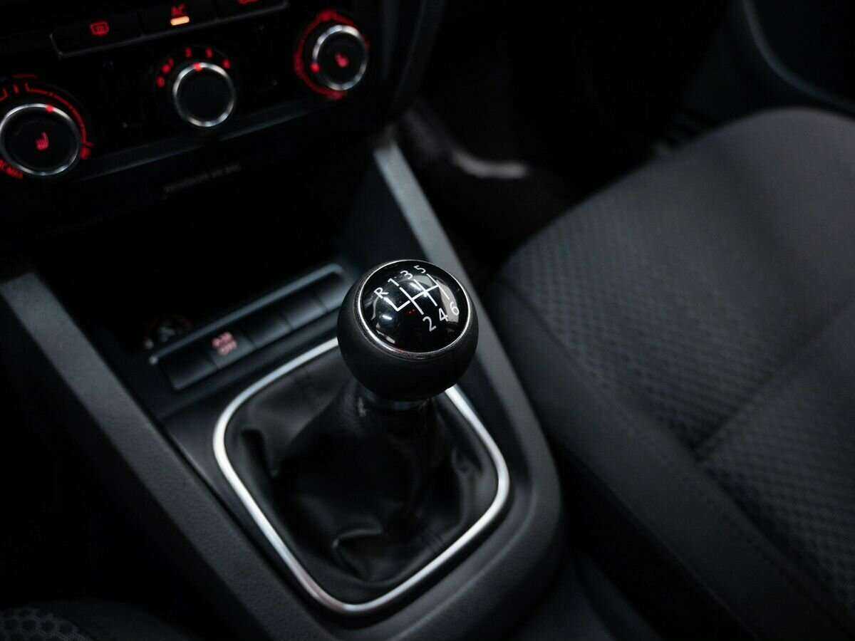 Volkswagen Jetta, 2011 Фото №17