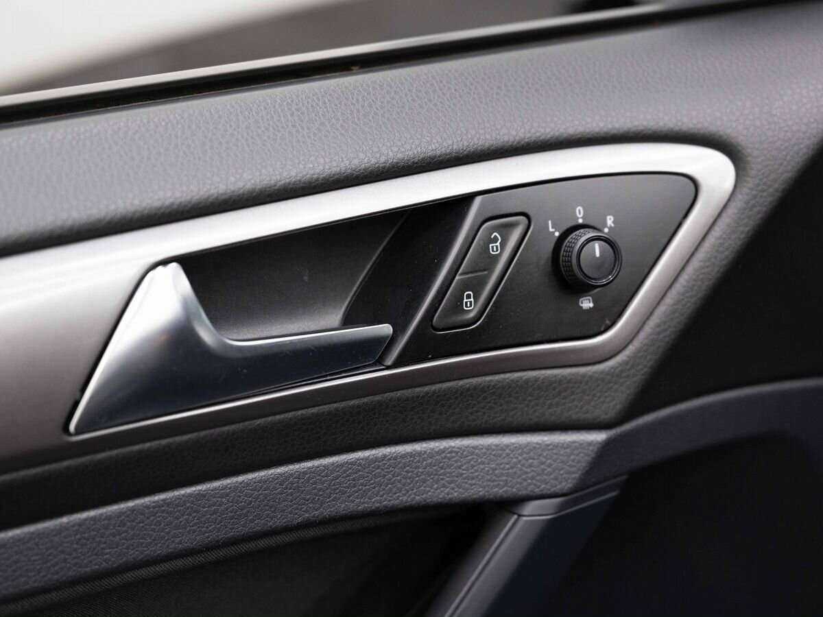 Volkswagen Golf, 2013 Фото №19