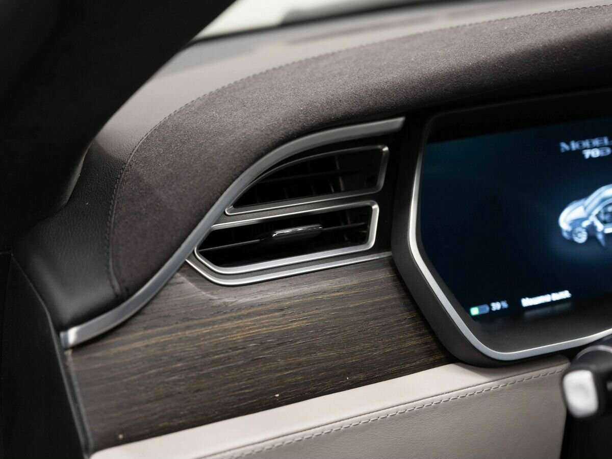 Tesla Model S S70D, 2015 Фото №13