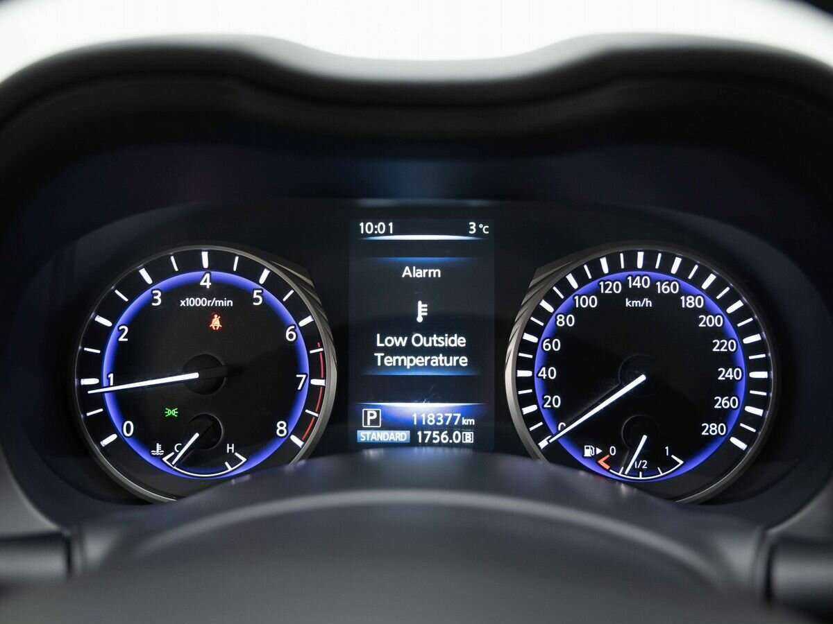 Infiniti Q50, 2015 Фото №18