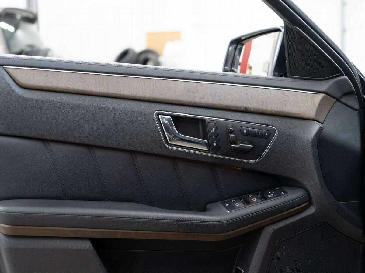 Mercedes-Benz E-Класс 250 7G-Tronic, 2011 Фото №15