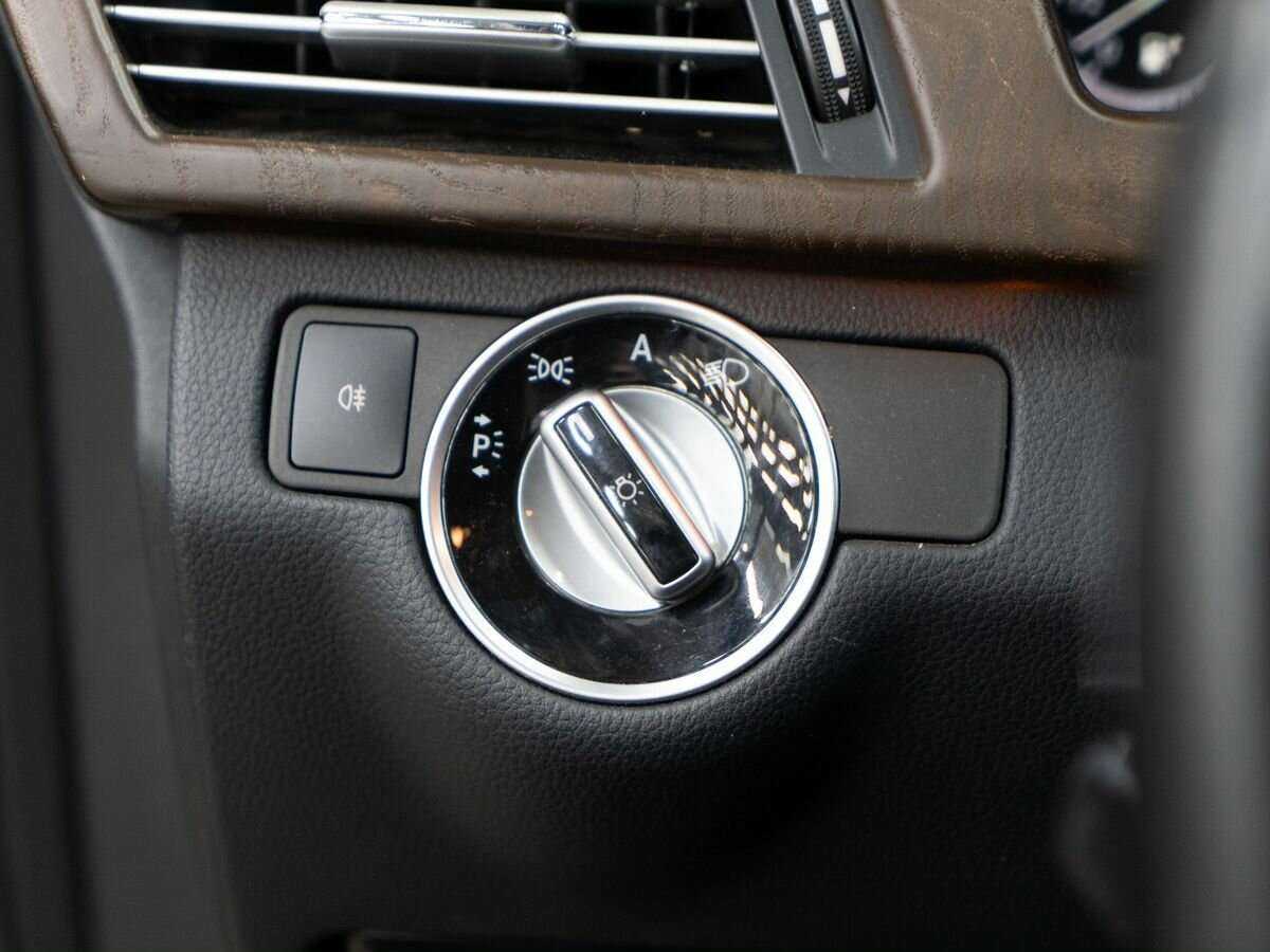 Mercedes-Benz E-Класс 250 7G-Tronic, 2011 Фото №16