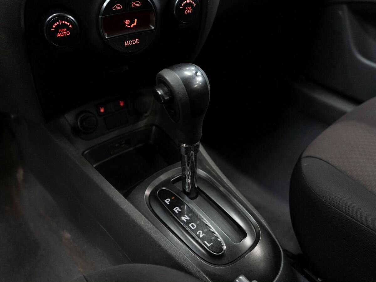 Kia Rio, 2010 Фото №14