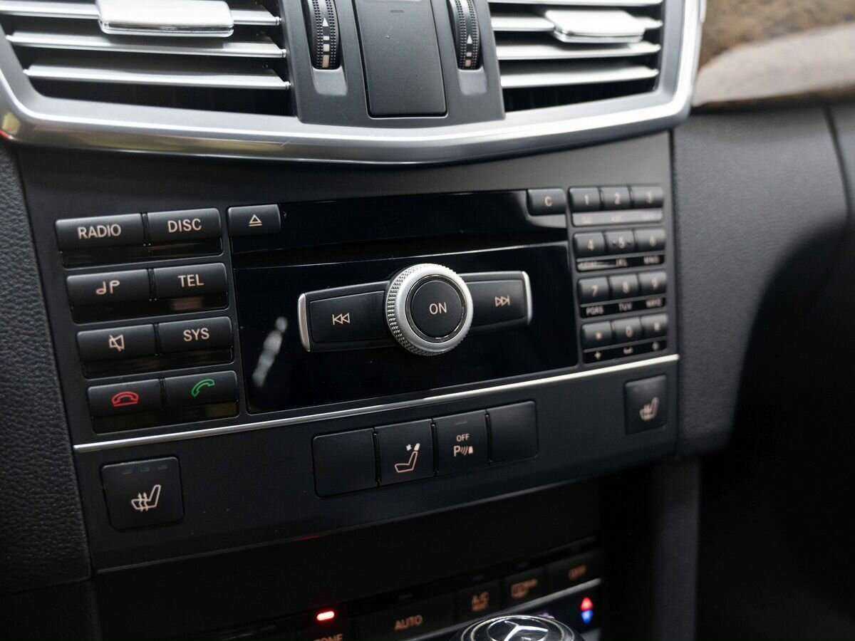 Mercedes-Benz E-Класс 200 5G-Tronic, 2010 Фото №14