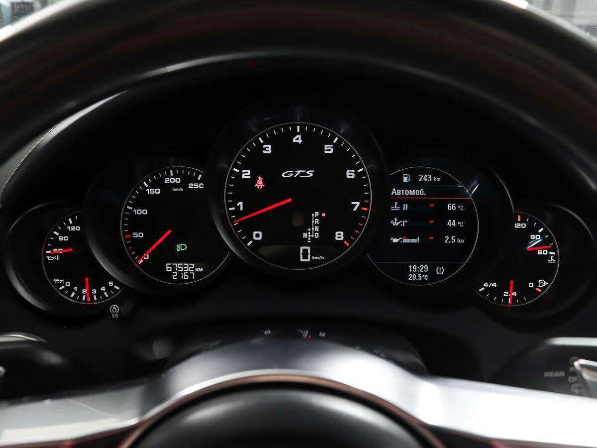 Porsche Cayenne GTS, 2015 Фото №16