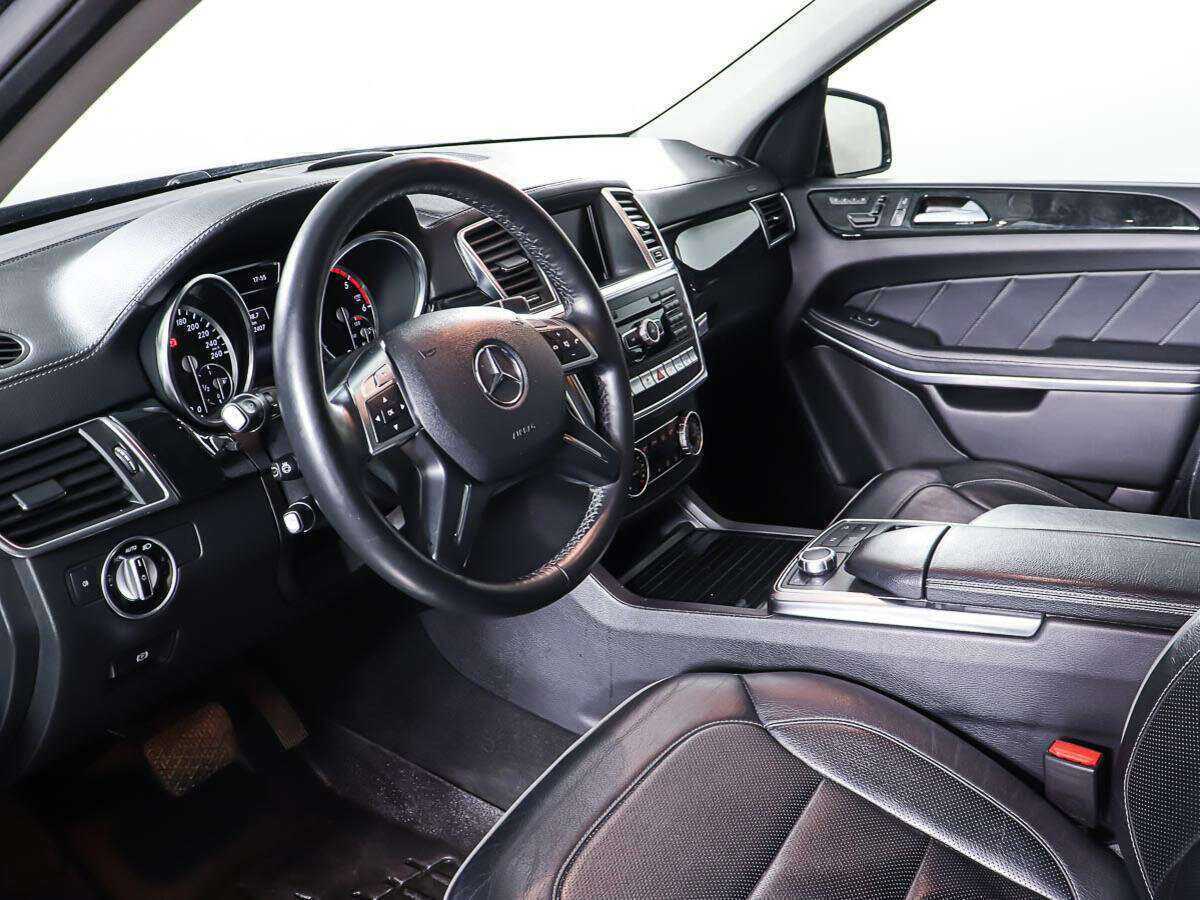 Mercedes-Benz GL-Класс 350 CDI BlueTEC, 2013 Фото №17