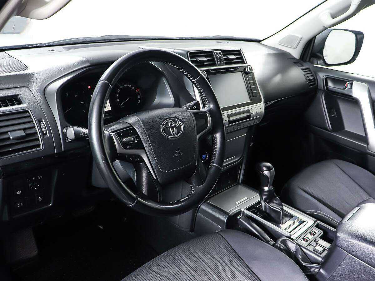 Toyota Land Cruiser Prado, 2018 Фото №12