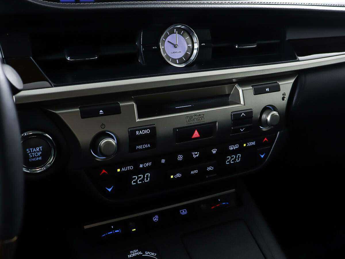 Lexus ES 250, 2013 Фото №19