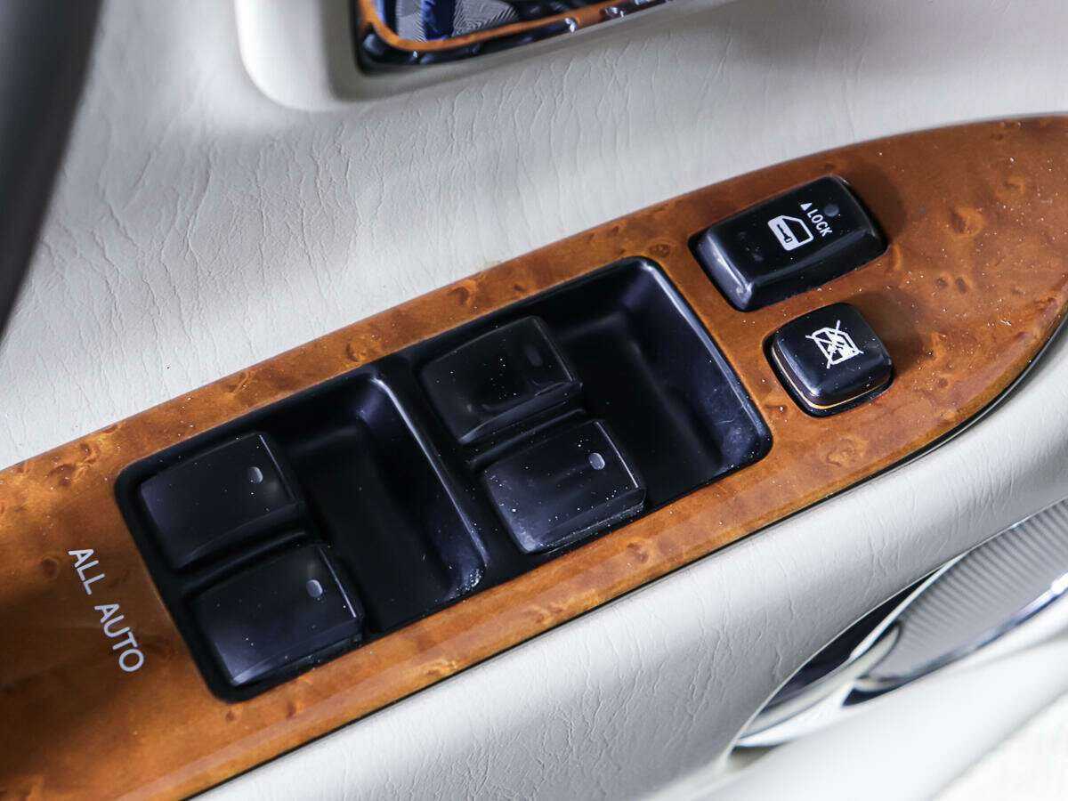 Lexus LX 470, 2005 Фото №24