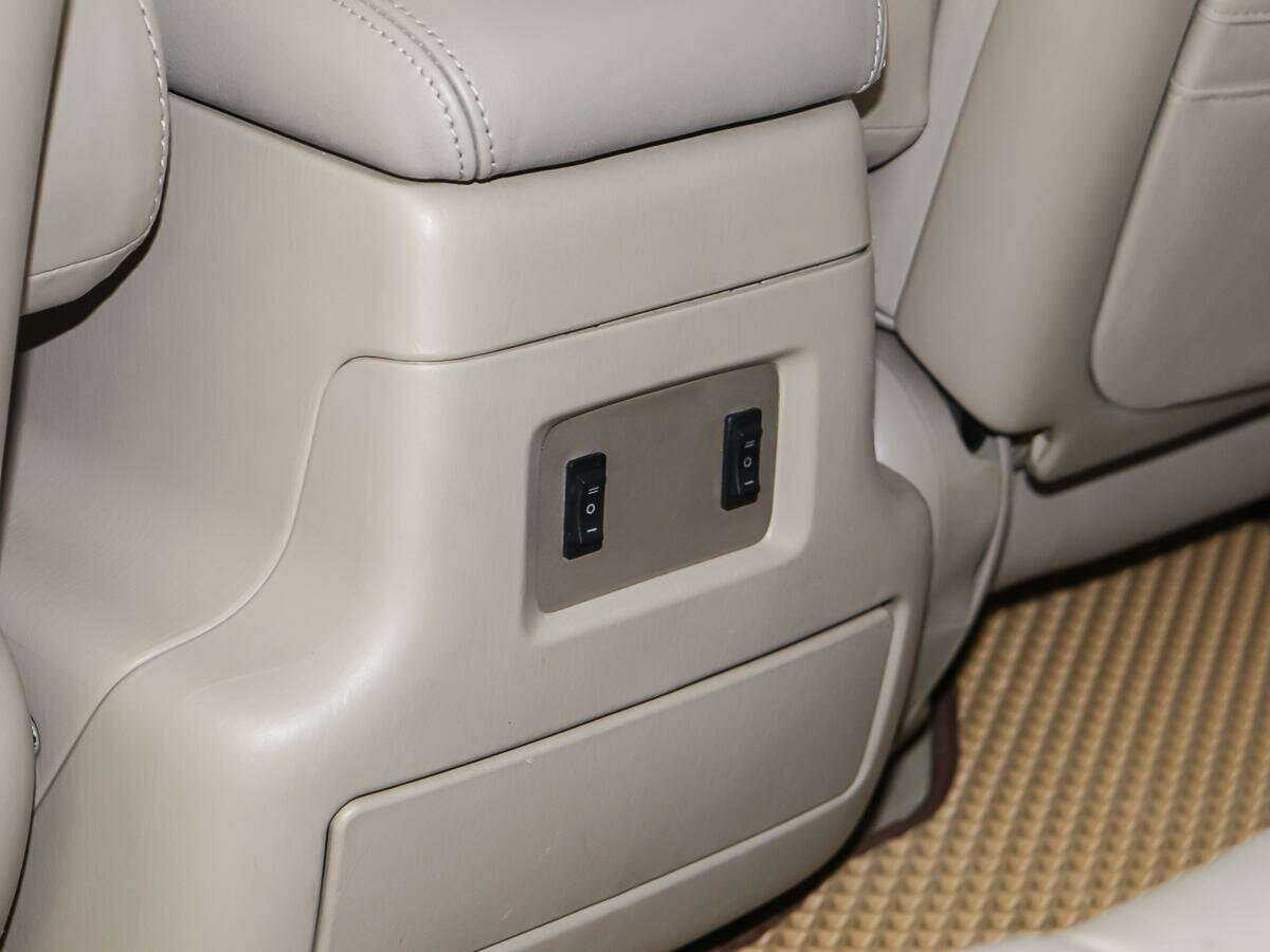 Lexus LX 470, 2005 Фото №26