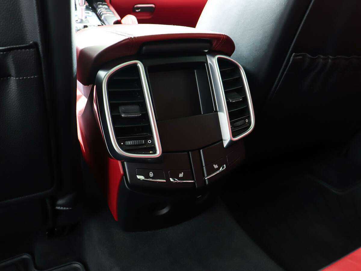 Porsche Cayenne, 2017 Фото №18