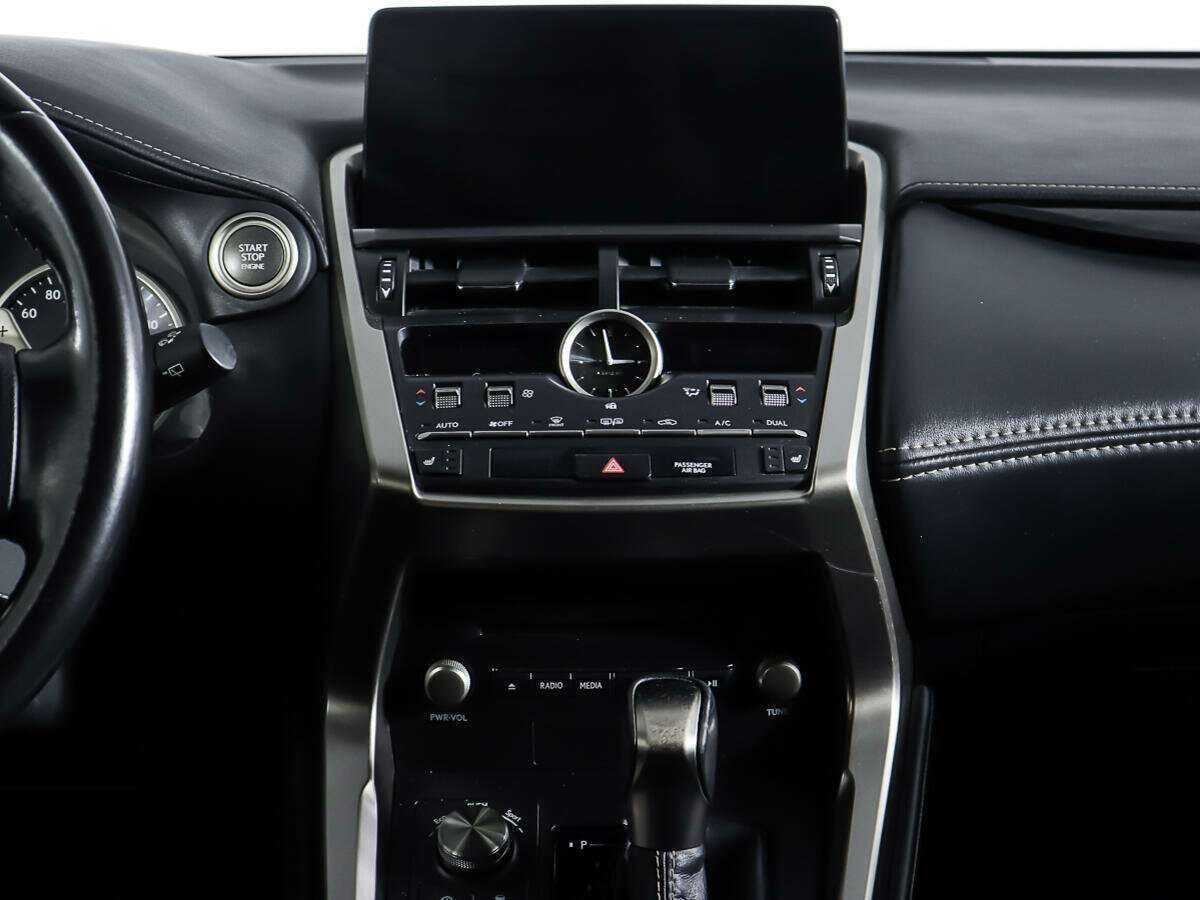 Lexus NX 200, 2020 Фото №12