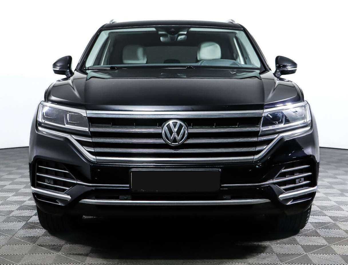 Volkswagen Touareg, 2020 - 229 000 км. | Фото №2