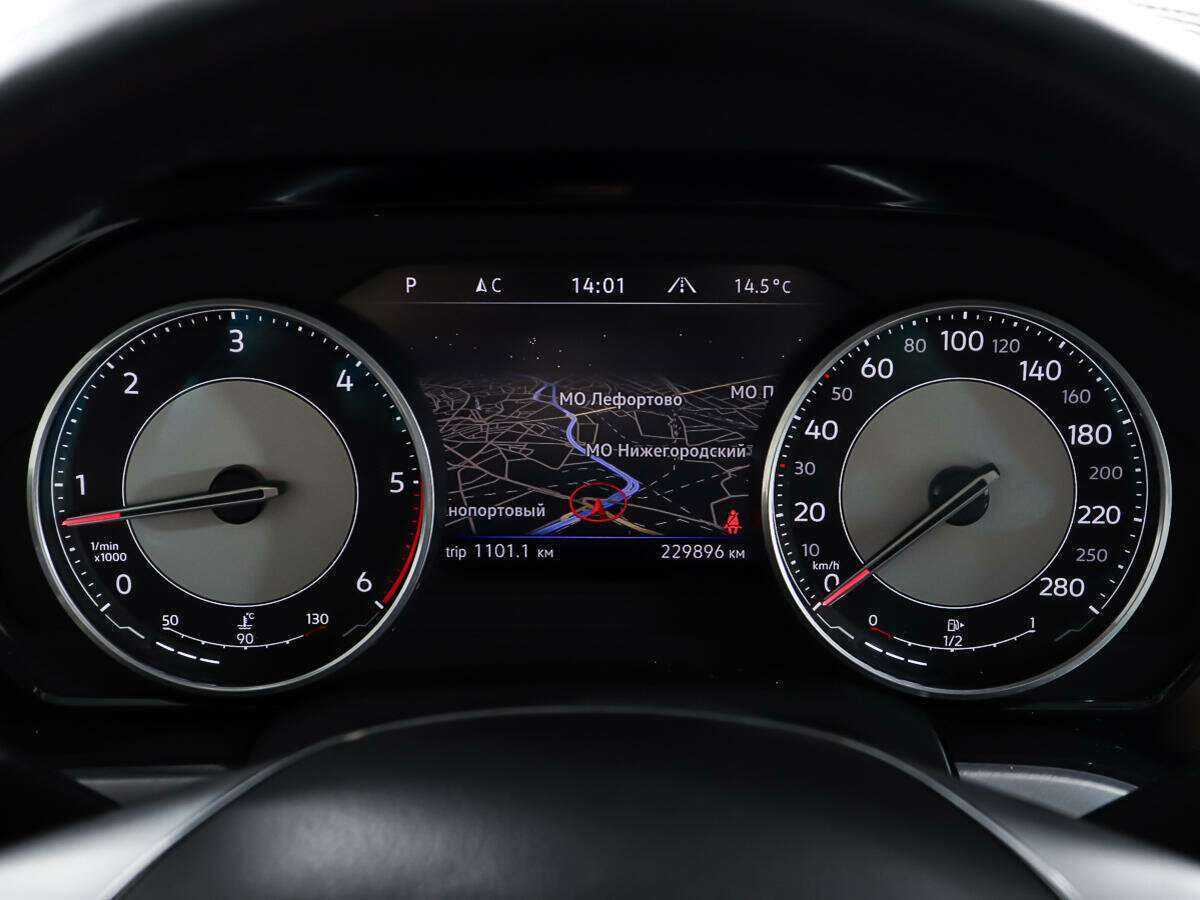 Volkswagen Touareg, 2020 Фото №15