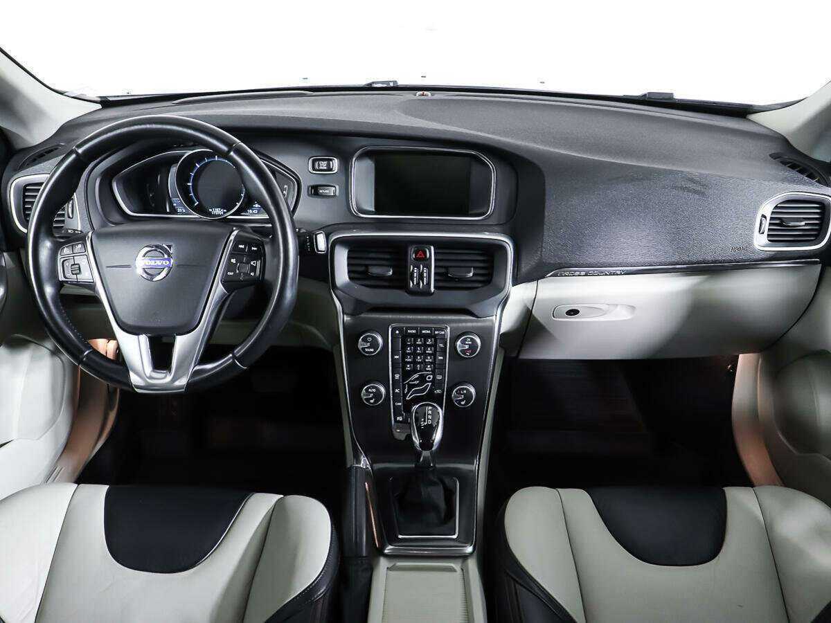 Volvo V40 Cross Country, 2013 Фото №11