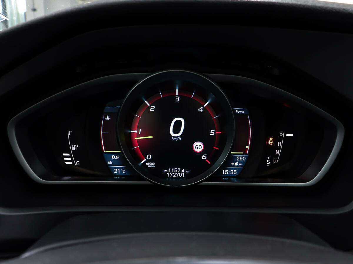 Volvo V40 Cross Country, 2013 Фото №14