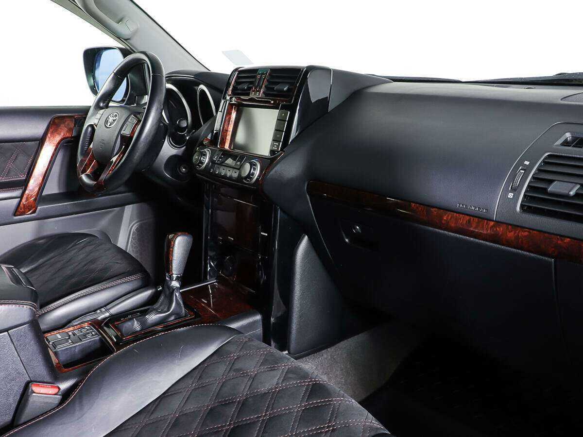 Toyota Land Cruiser Prado, 2011 Фото №10