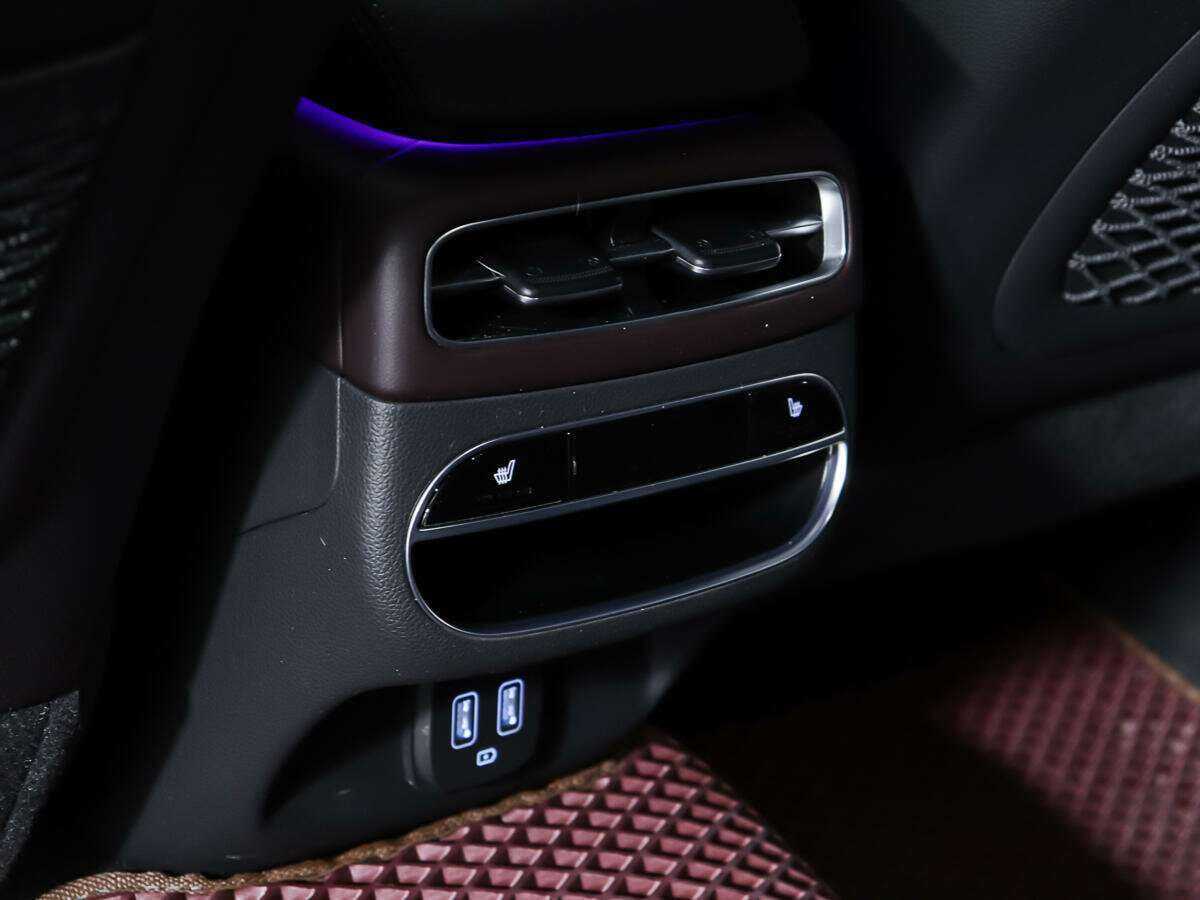 Genesis GV70, 2021 Фото №14
