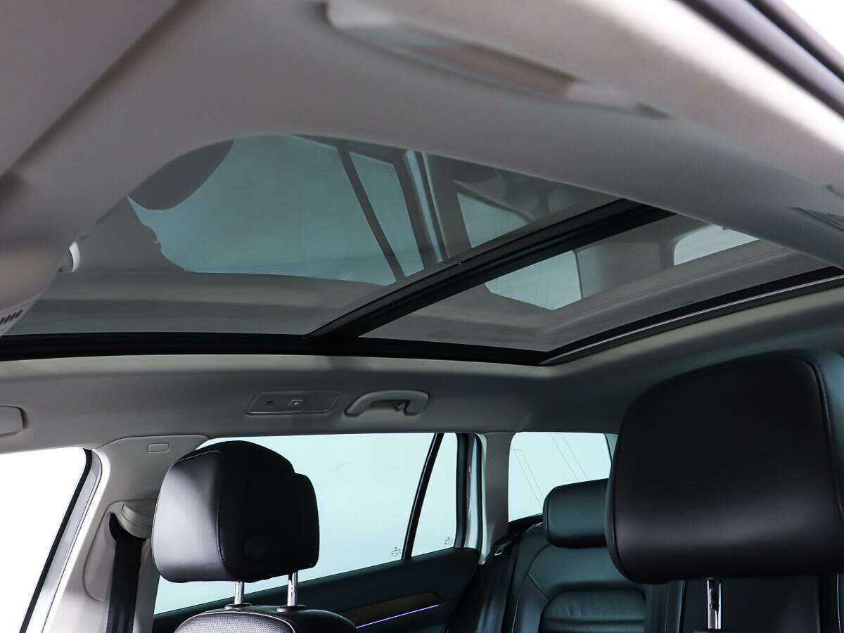 Volkswagen Passat Alltrack, 2018 Фото №16