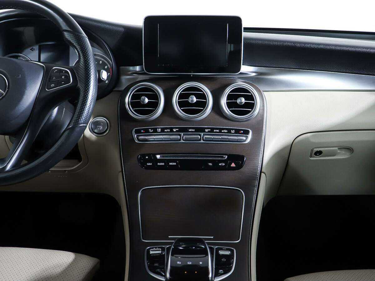 Mercedes-Benz GLC 300, 2016 Фото №12