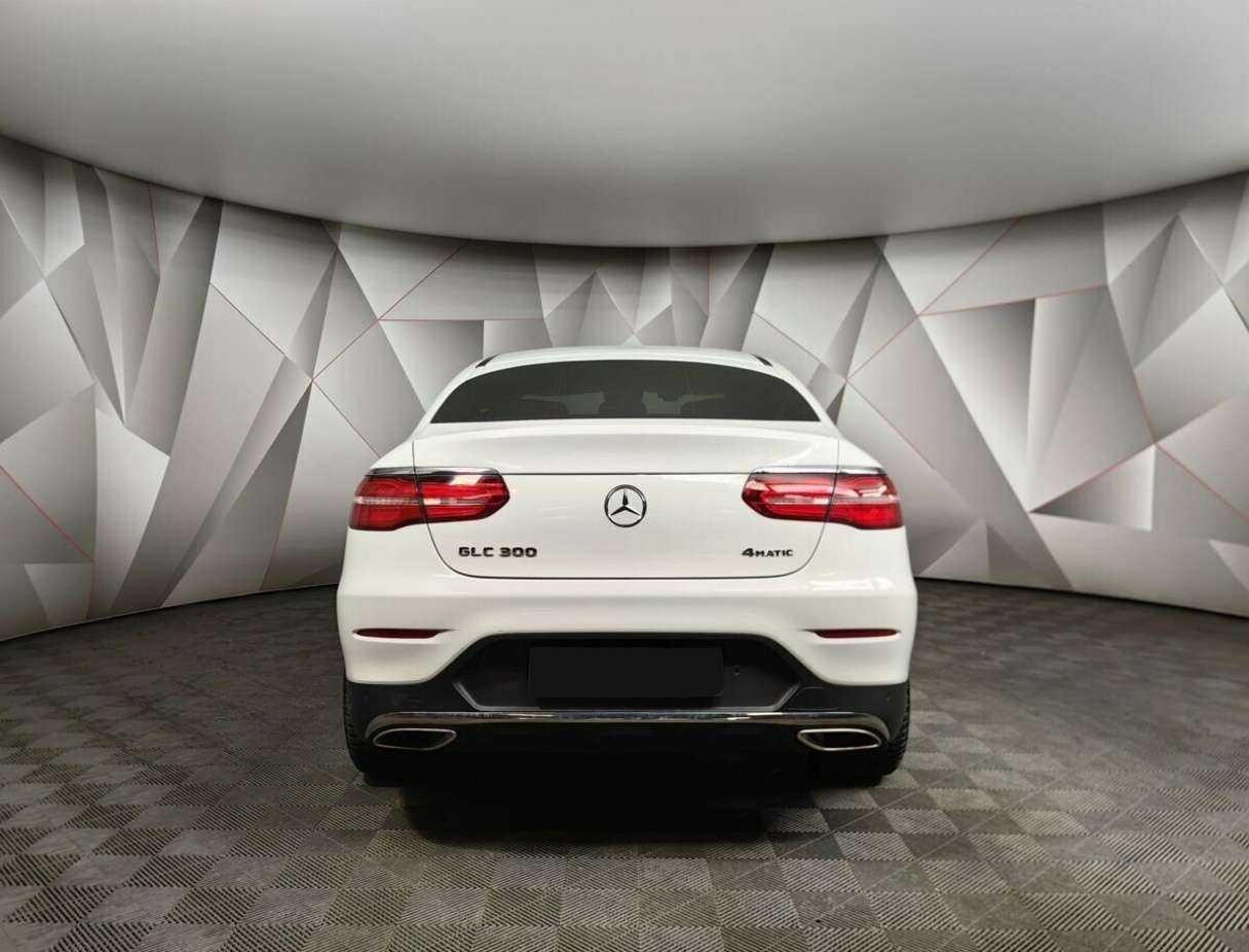 Mercedes-Benz GLC Coupe 300, 2017 - 90 909 км. | Фото №8