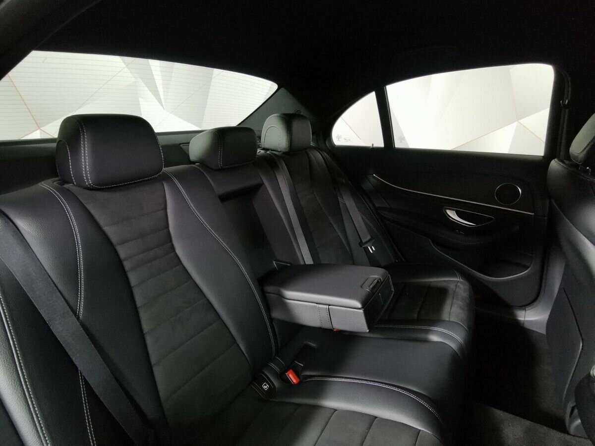 Mercedes-Benz E-Класс 200, 2019 Фото №13