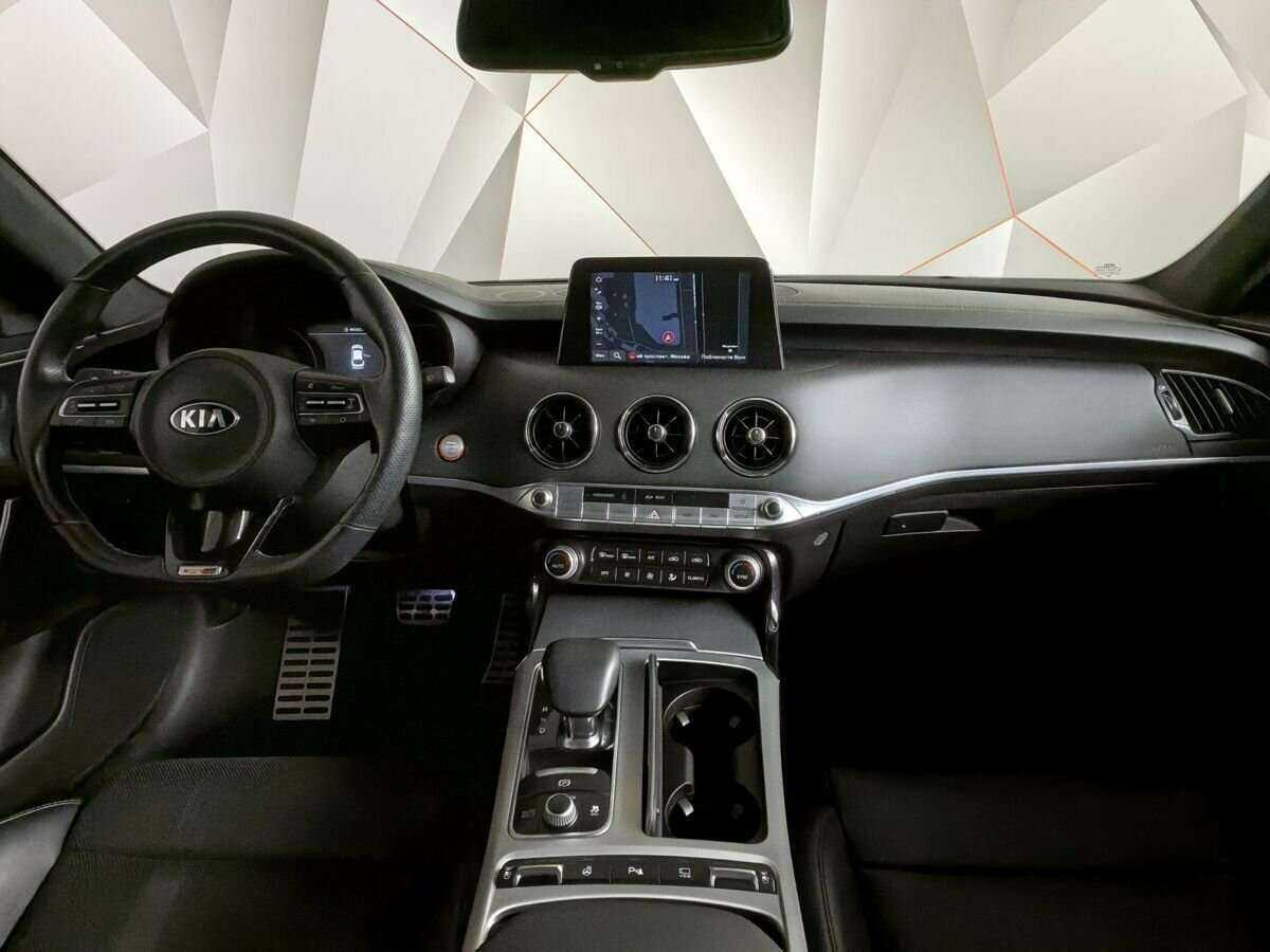 Kia Stinger, 2019 Фото №10