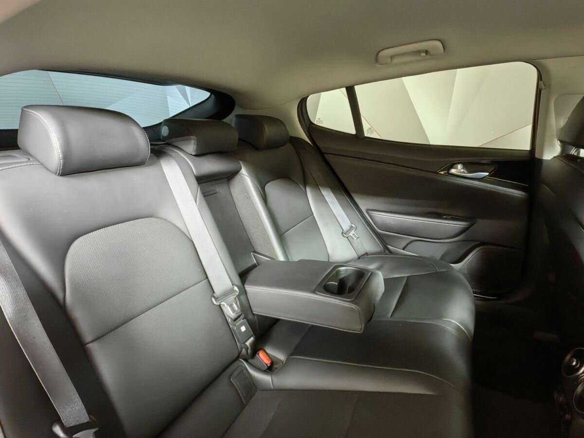 Kia Stinger, 2020 Фото №13