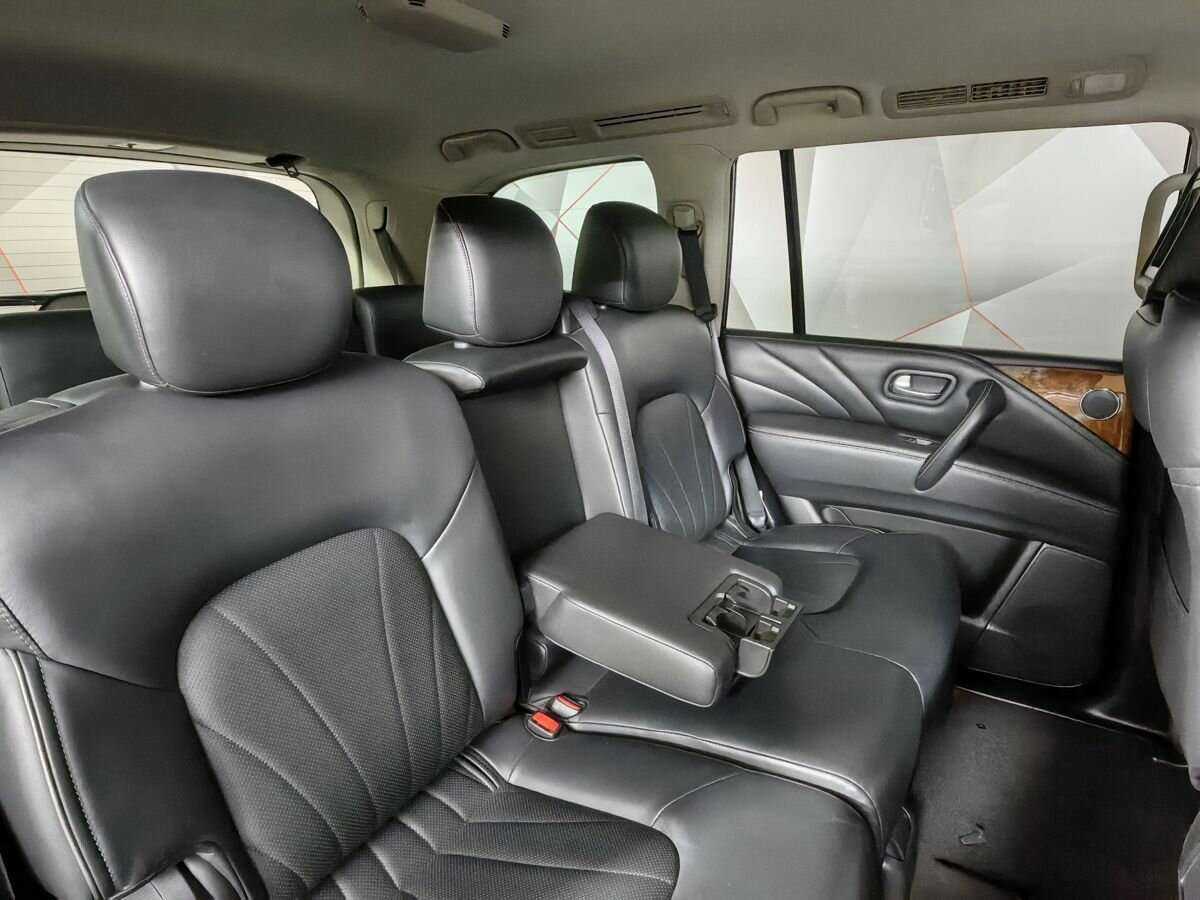 Infiniti QX80, 2017 Фото №13
