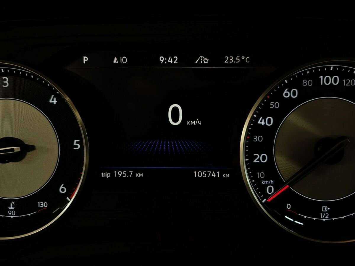 Volkswagen Touareg, 2018 Фото №16