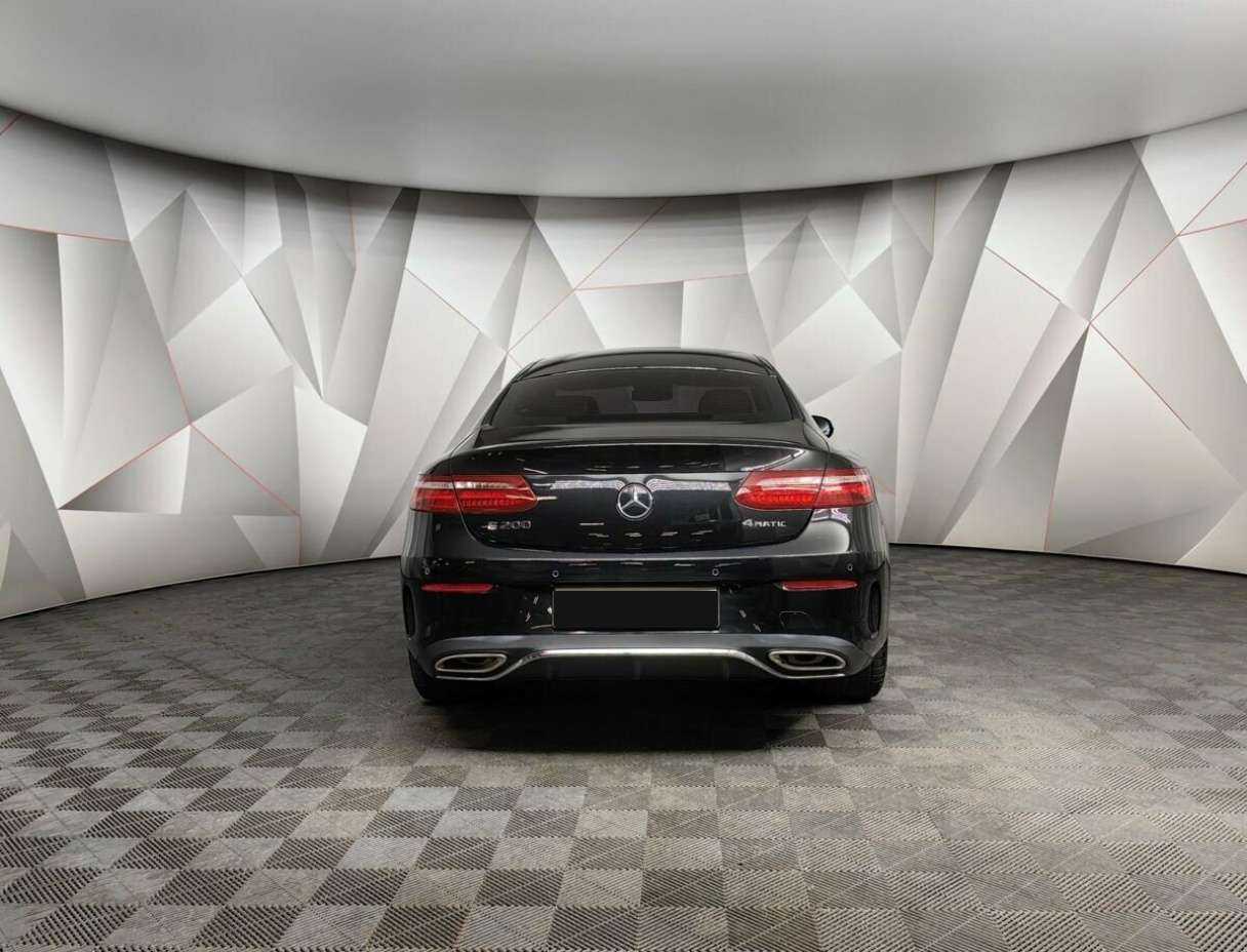 Mercedes-Benz E-Класс 200, 2018 - 48 692 км. | Фото №7