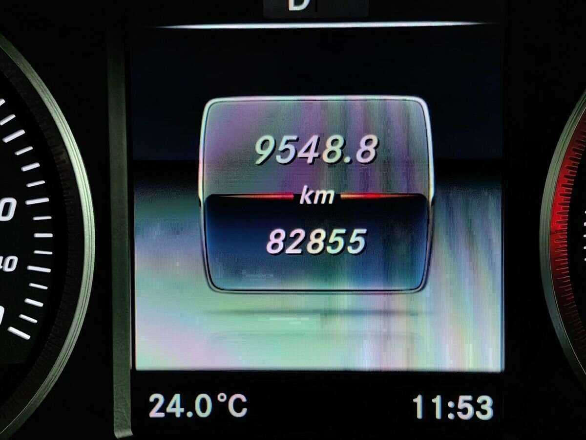 Mercedes-Benz GLC Coupe 300, 2018 Фото №19