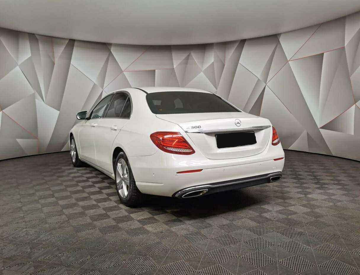 Mercedes-Benz E-Класс 300, 2017 - 77 793 км. | Фото №4