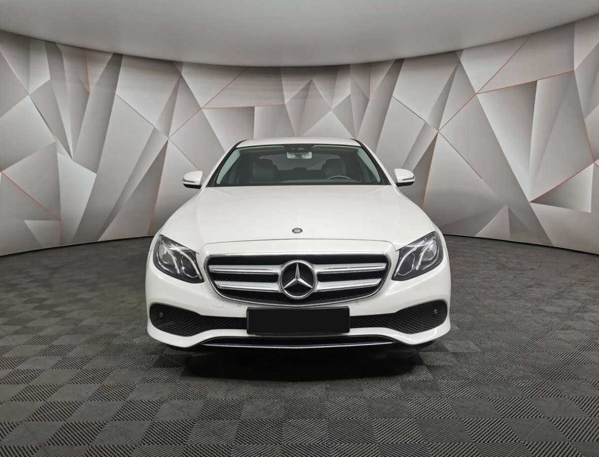 Mercedes-Benz E-Класс 300, 2017 - 77 793 км. | Фото №7