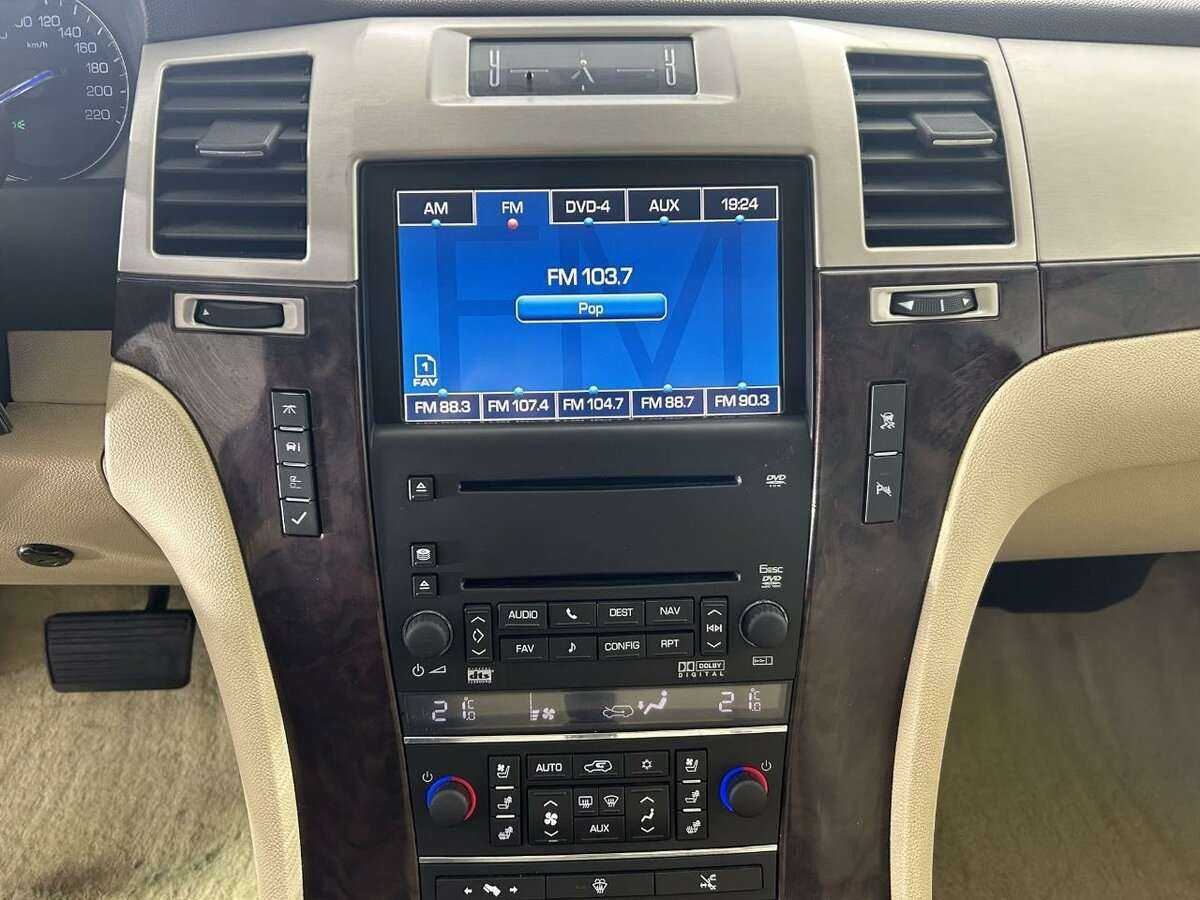 Cadillac Escalade, 2008 Фото №12