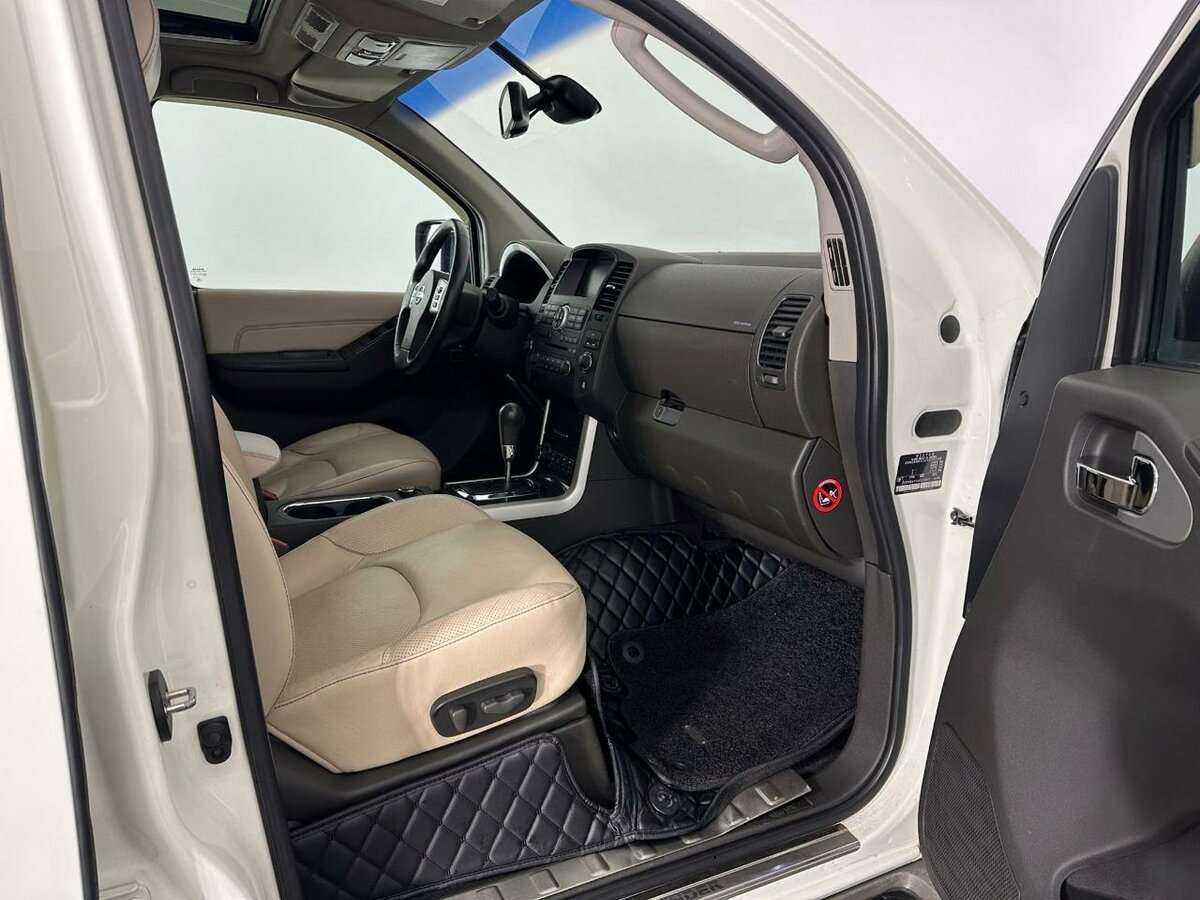 Nissan Pathfinder, 2012 Фото №14